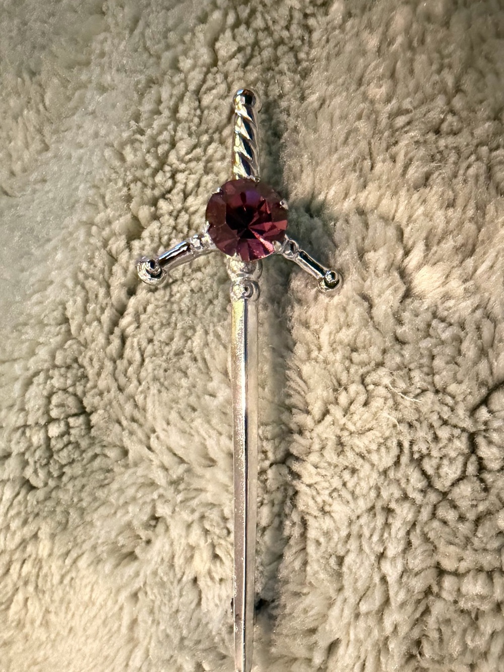 Vintage Signed Mizpah Scottish Claymore Sword Brooch Kilt Pin Amethyst Purple